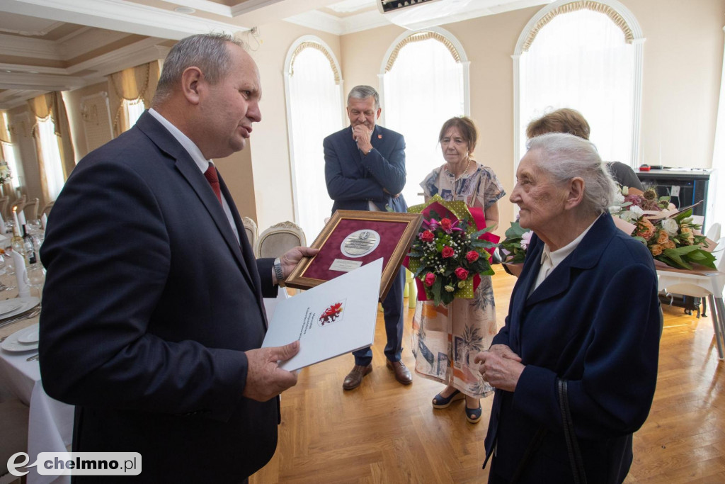 Dwusetny medal Unitas Durat i życzenia dwustu lat