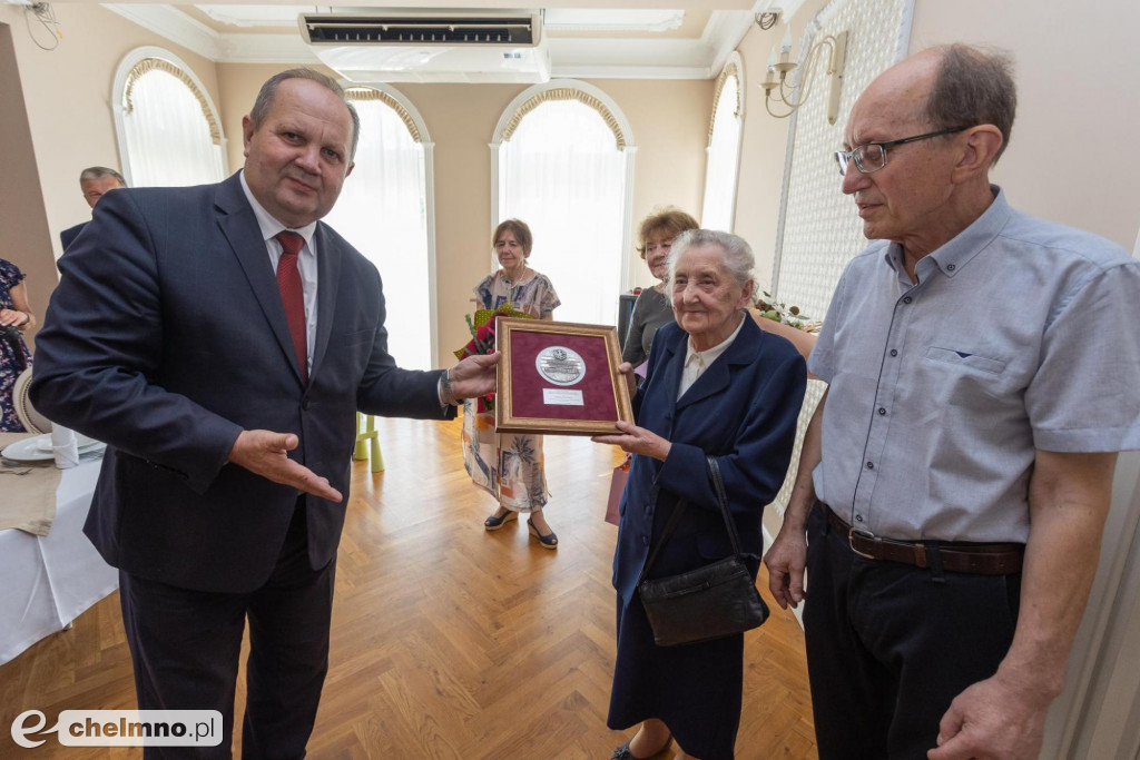 Dwusetny medal Unitas Durat i życzenia dwustu lat
