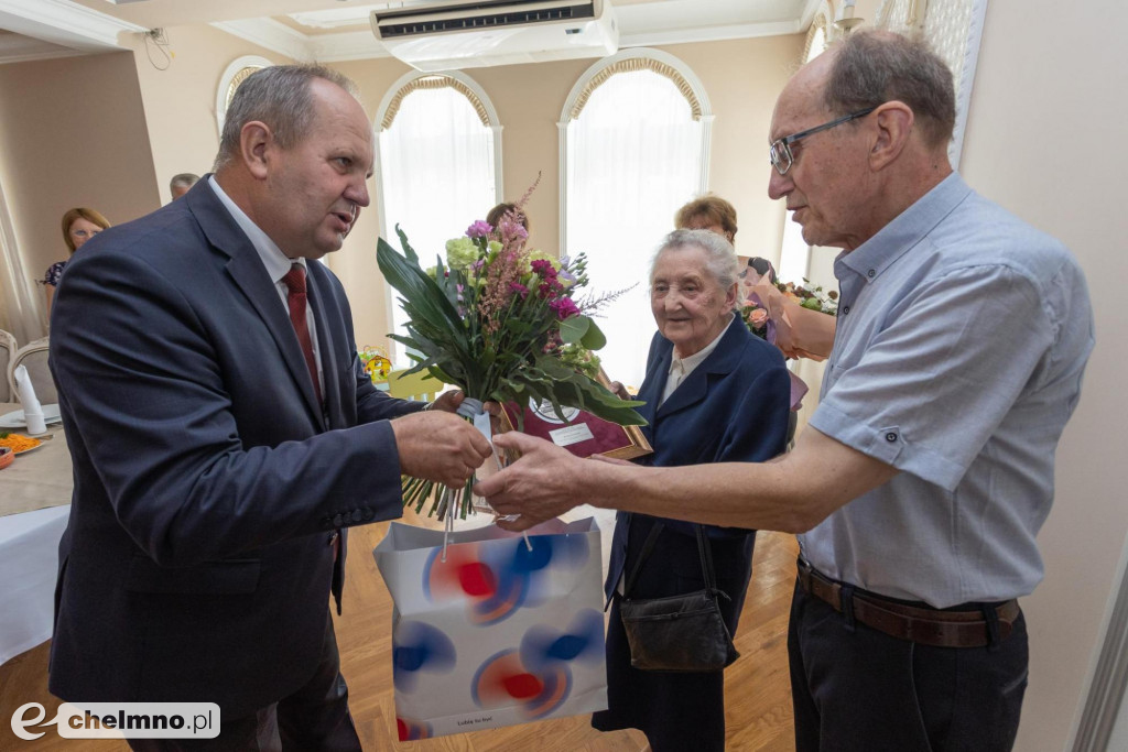 Dwusetny medal Unitas Durat i życzenia dwustu lat