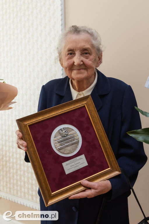 Dwusetny medal Unitas Durat i życzenia dwustu lat