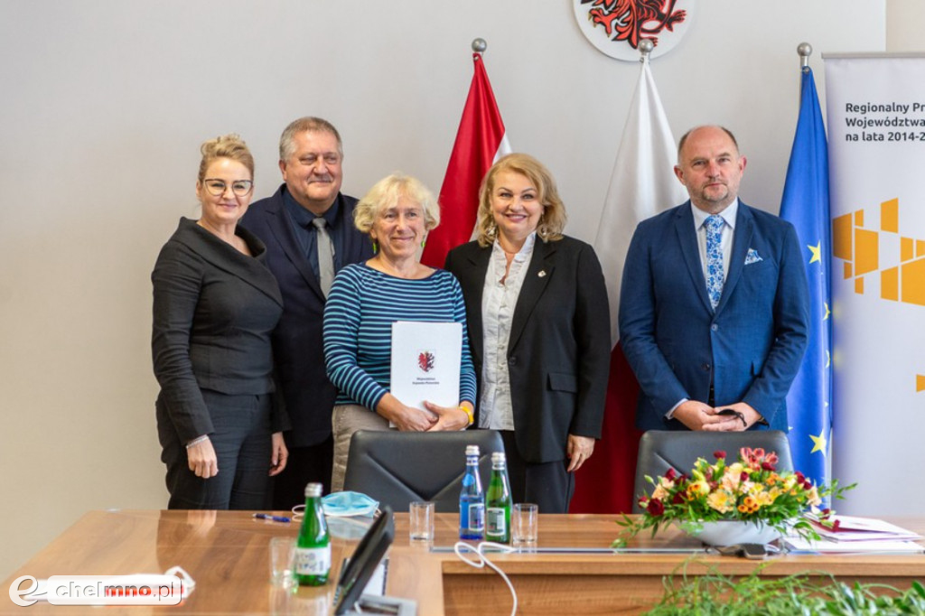 Umowy RPO: fajans we Włocławku, arteria w Grudziądzu