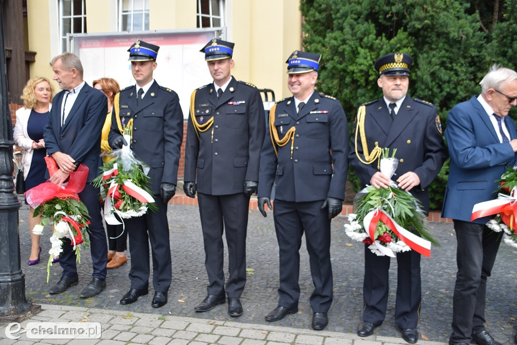 Uroczystość złożenia kwiatów na Grobie Nieznanego Żołnierza