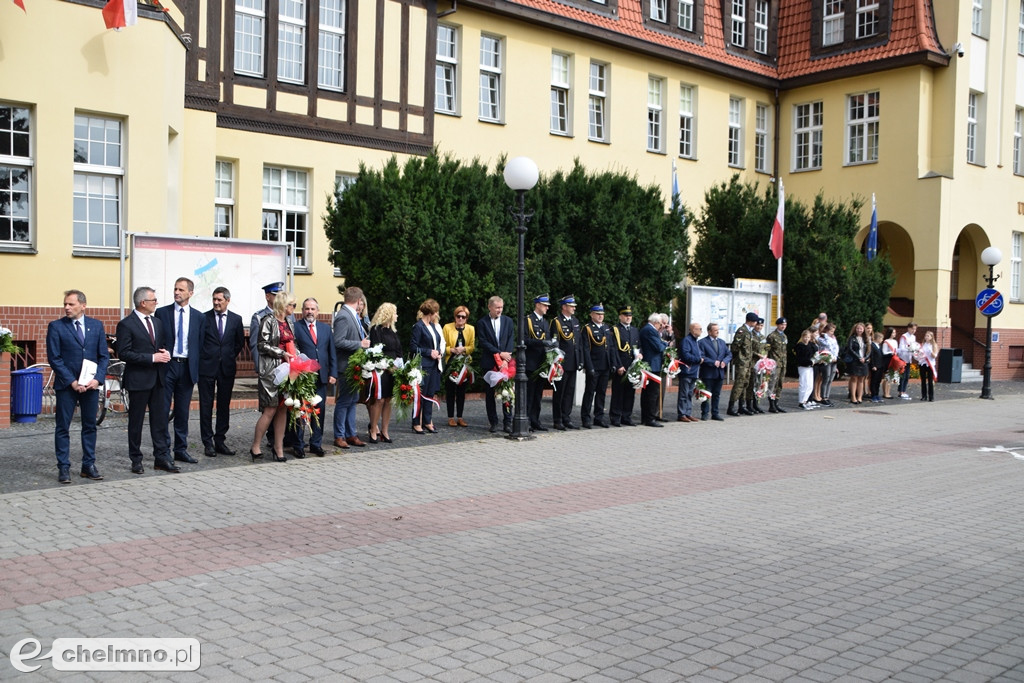 Uroczystość złożenia kwiatów na Grobie Nieznanego Żołnierza