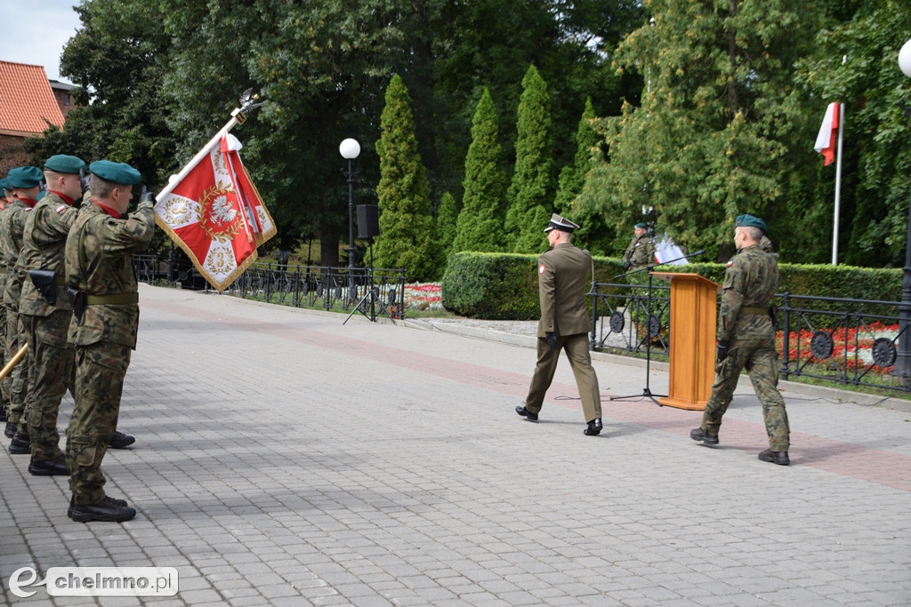 Uroczystość złożenia kwiatów na Grobie Nieznanego Żołnierza
