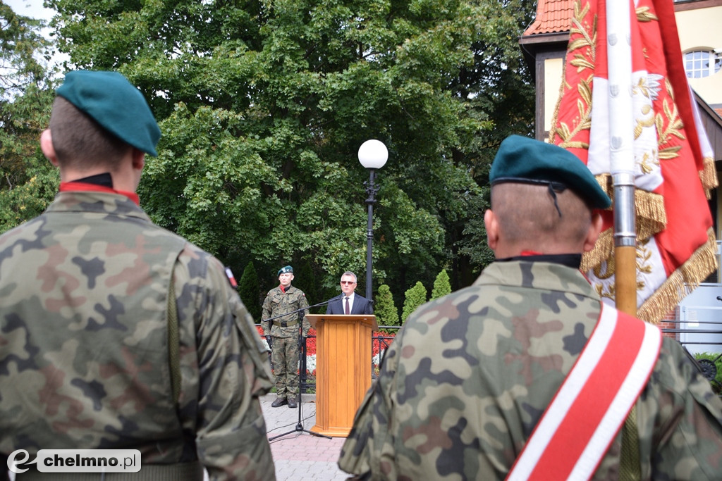 Uroczystość złożenia kwiatów na Grobie Nieznanego Żołnierza