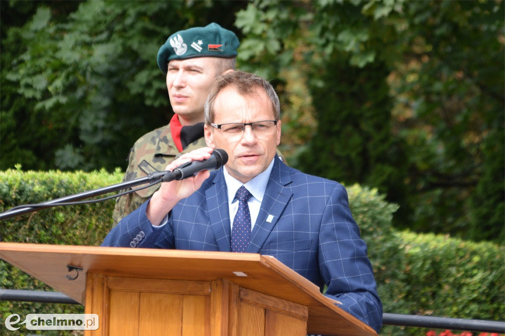 Uroczystość złożenia kwiatów na Grobie Nieznanego Żołnierza