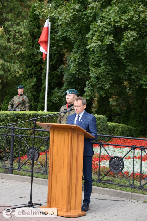 Uroczystość złożenia kwiatów na Grobie Nieznanego Żołnierza
