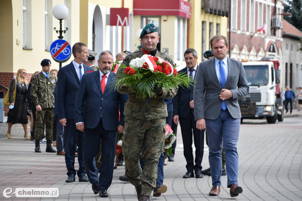 Uroczystość złożenia kwiatów na Grobie Nieznanego Żołnierza