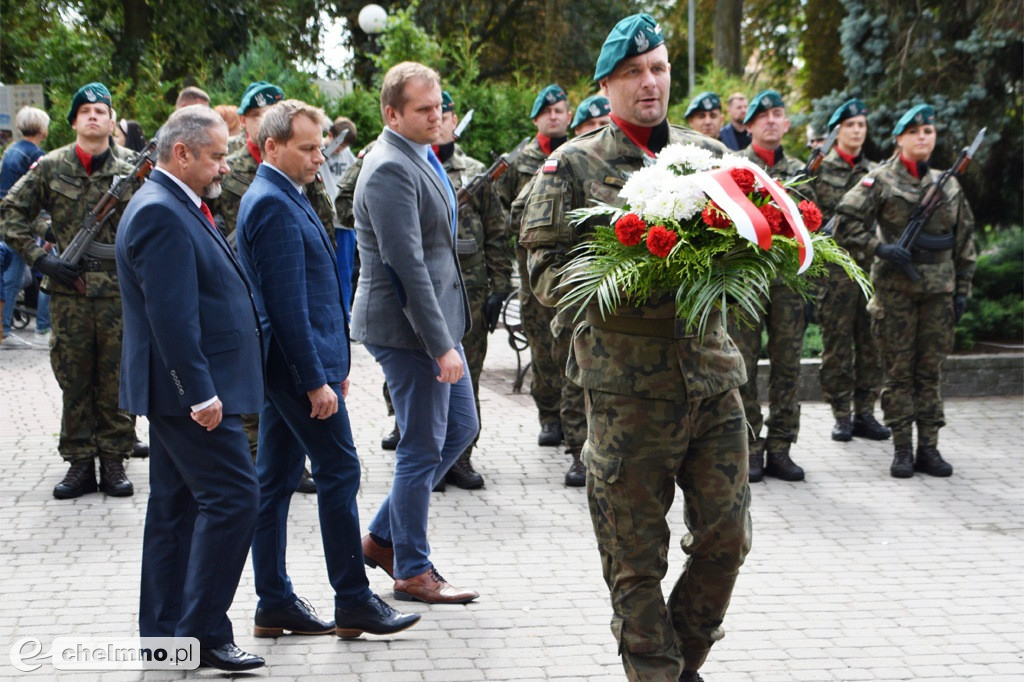 Uroczystość złożenia kwiatów na Grobie Nieznanego Żołnierza