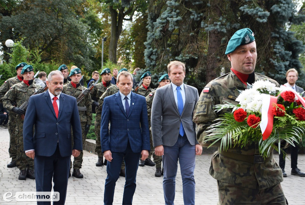 Uroczystość złożenia kwiatów na Grobie Nieznanego Żołnierza