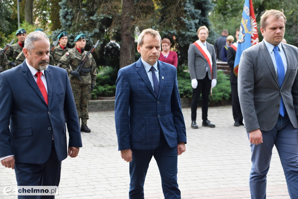 Uroczystość złożenia kwiatów na Grobie Nieznanego Żołnierza