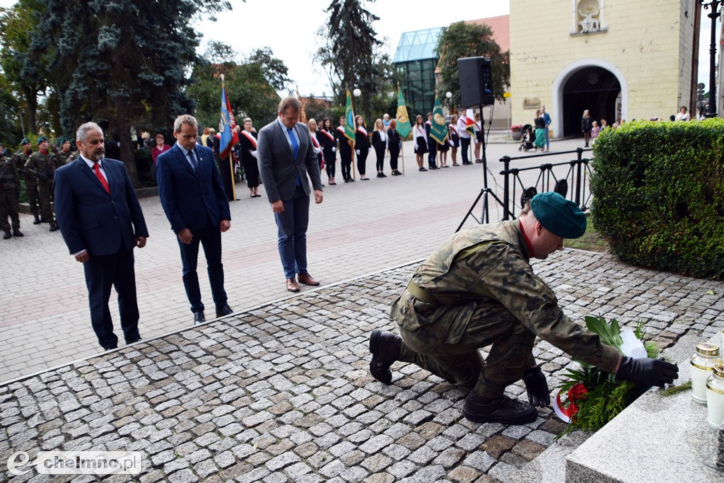 Uroczystość złożenia kwiatów na Grobie Nieznanego Żołnierza