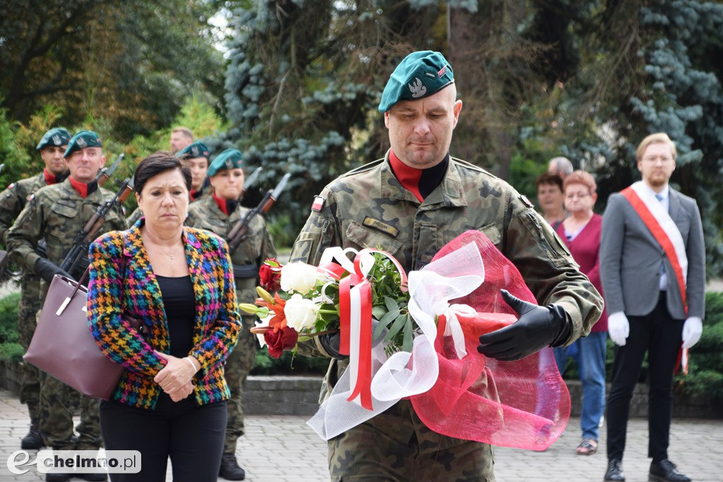 Uroczystość złożenia kwiatów na Grobie Nieznanego Żołnierza