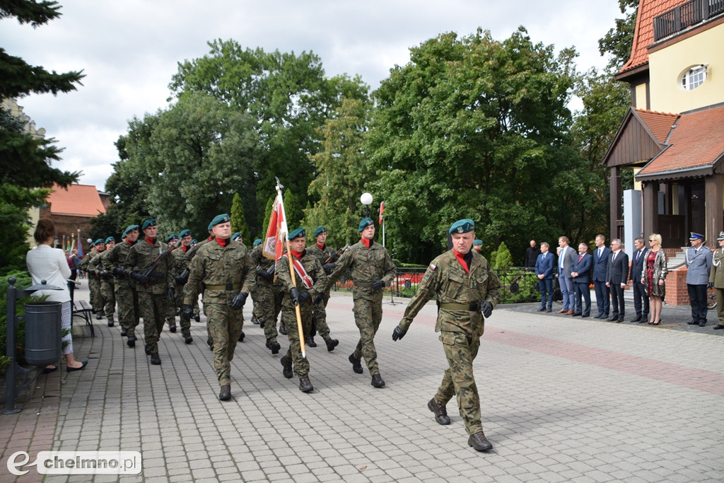Uroczystość złożenia kwiatów na Grobie Nieznanego Żołnierza