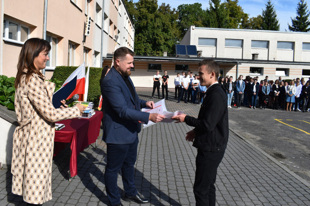 Witaj szkoło! Tak było w ZS CKZ w Grubnie