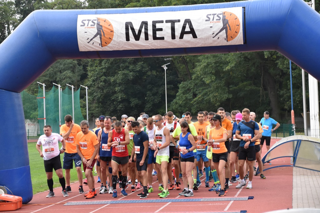 Rozpoczął się Półmaraton Mondi dla amatorów