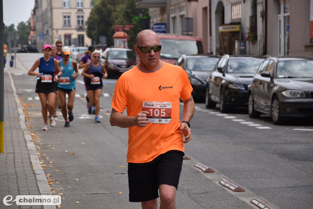 Rozpoczął się Półmaraton Mondi dla amatorów