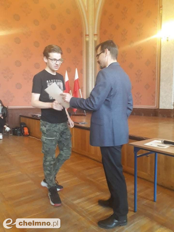 Powiatowe Konkursy z Języka Angielskiego i Niemieckiego