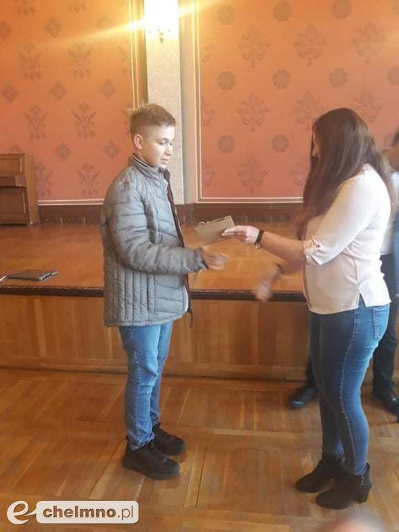 Powiatowe Konkursy z Języka Angielskiego i Niemieckiego