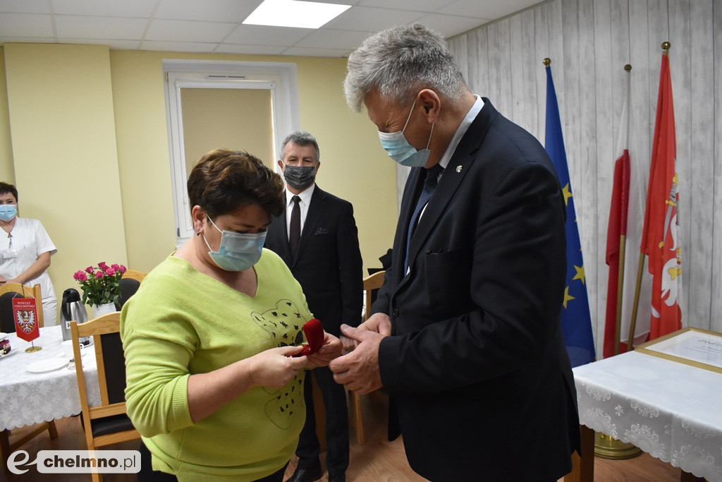 Wręczenie odznak honorowych w chełmińskim szpitalu