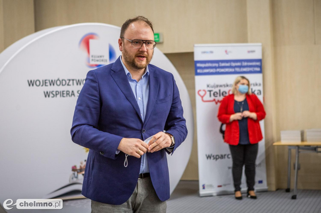 Bransoletki życia – takiego wsparcia oczekują seniorzy