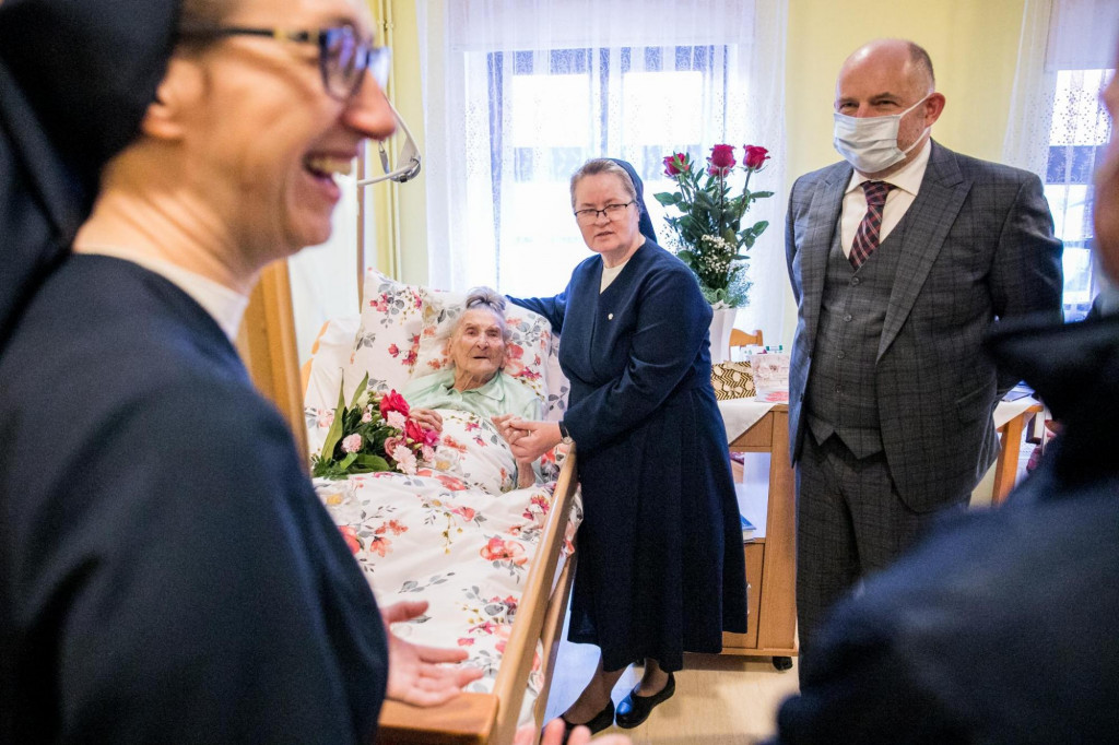 Marszałek odwiedził najstarszą mieszkankę województwa