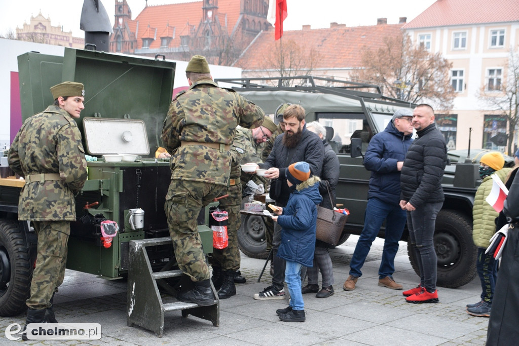 Piknik patriotyczny na chełmińskim Rynku