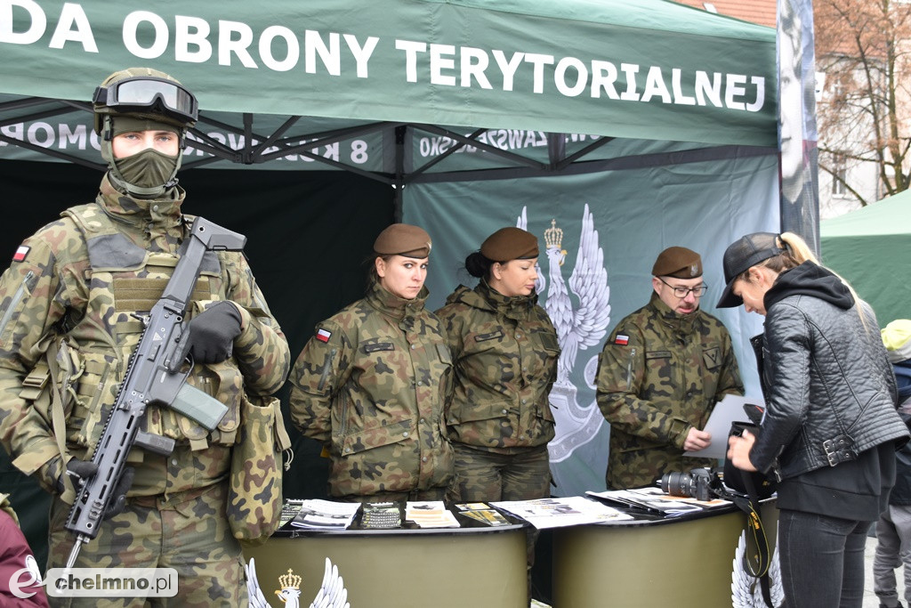 Piknik patriotyczny na chełmińskim Rynku