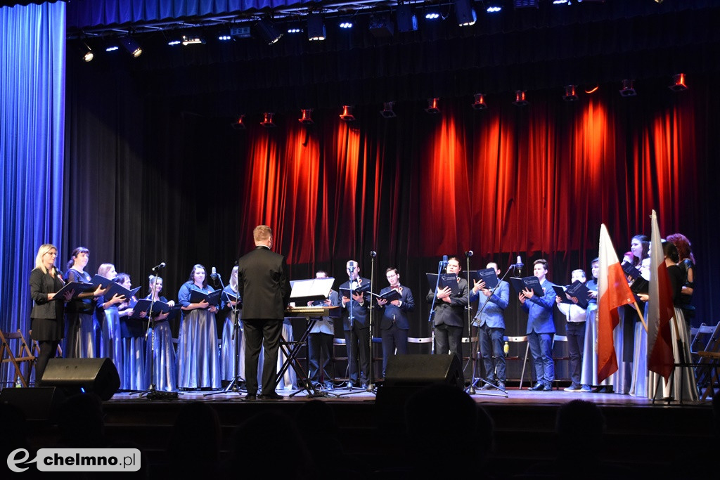 Patriotyczny koncert Collegium Cantorum w Rondzie