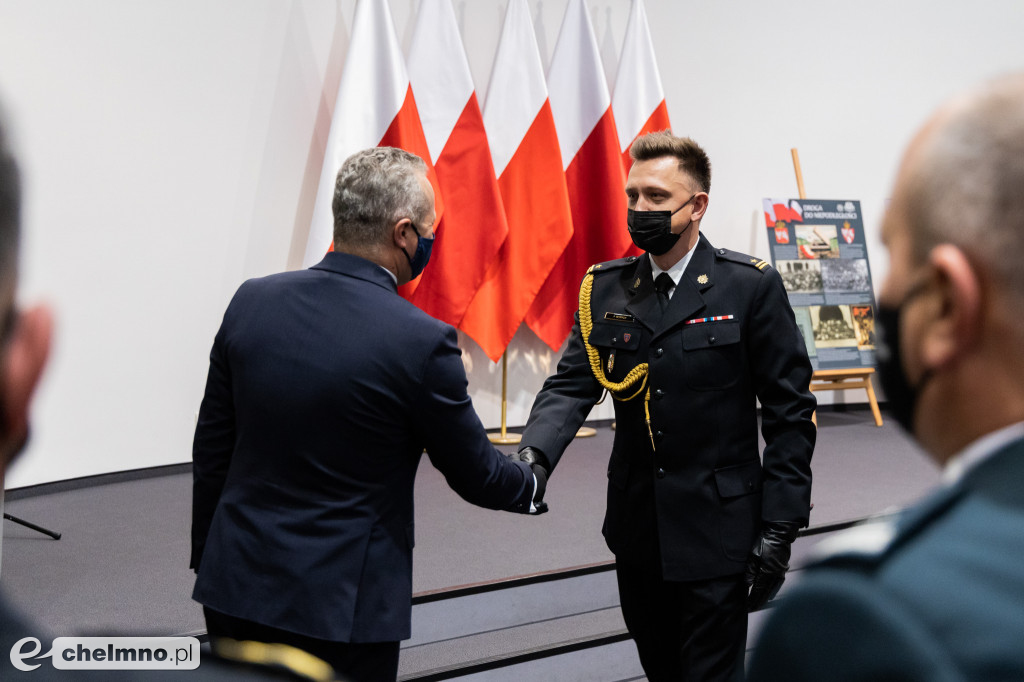 Strażacy z Chełmna odznaczeni przez Prezydenta RP