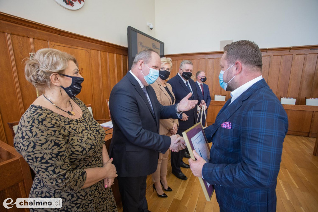 To oni zostali wyróżnieni! Ekonomia społeczna