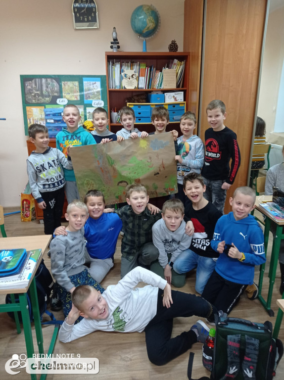 Wspomnienie Dnia Pluszowego Misia w Dwójce