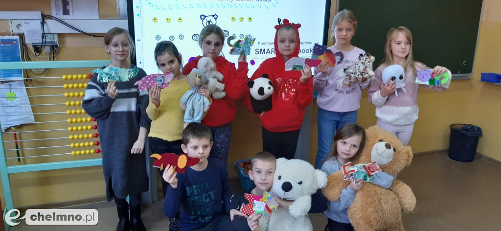 Wspomnienie Dnia Pluszowego Misia w Dwójce