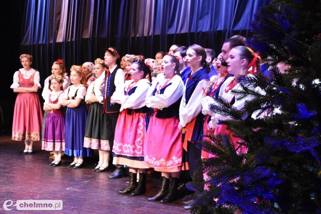 Piękny, świąteczny koncert ZPiT 