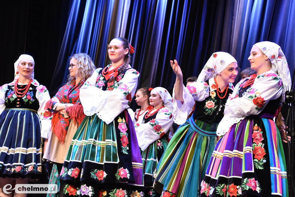 Piękny, świąteczny koncert ZPiT 