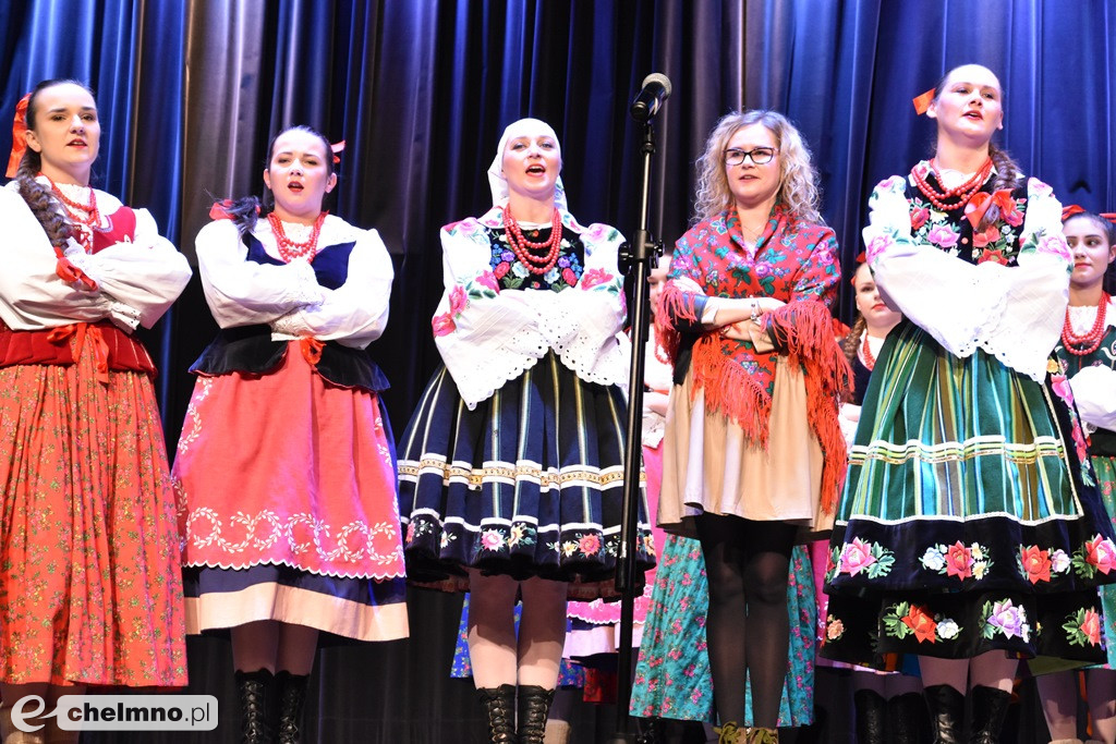 Piękny, świąteczny koncert ZPiT 