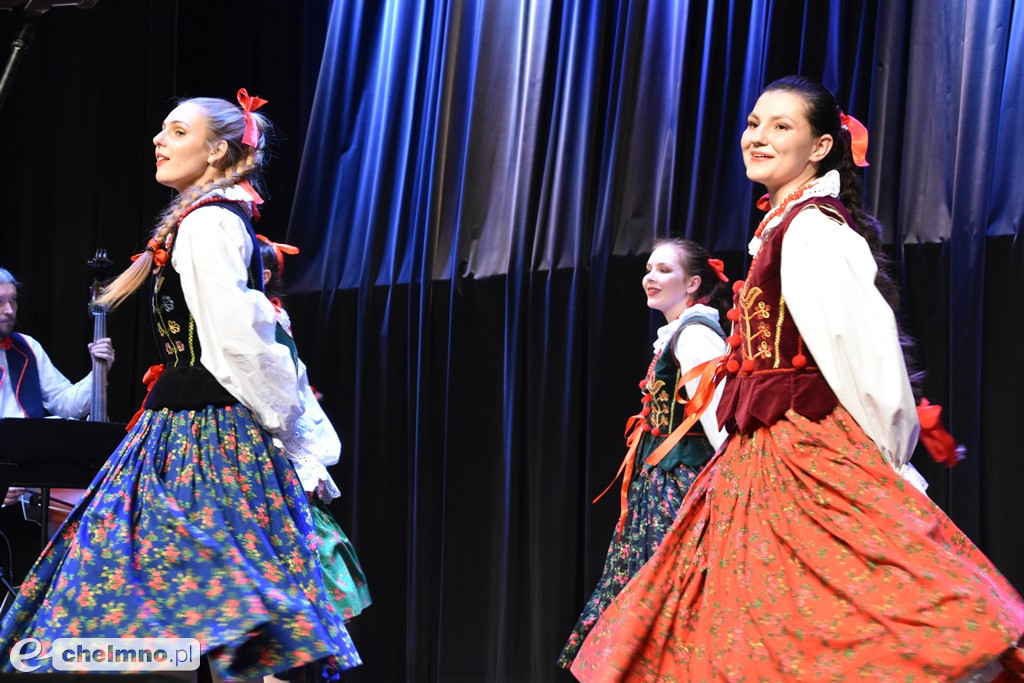 Piękny, świąteczny koncert ZPiT 