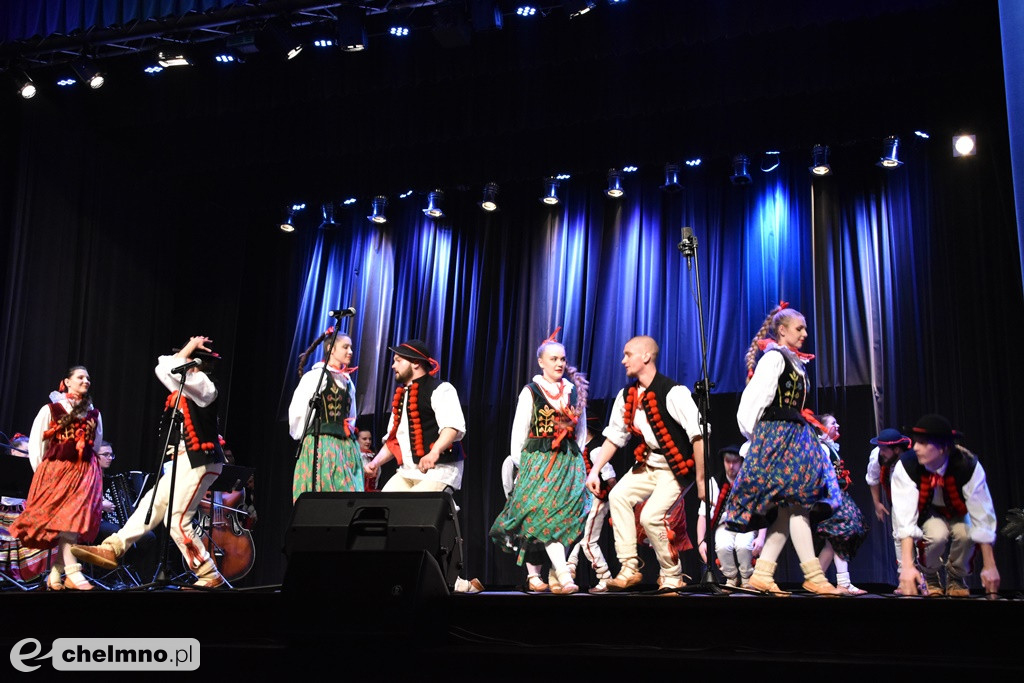Piękny, świąteczny koncert ZPiT 