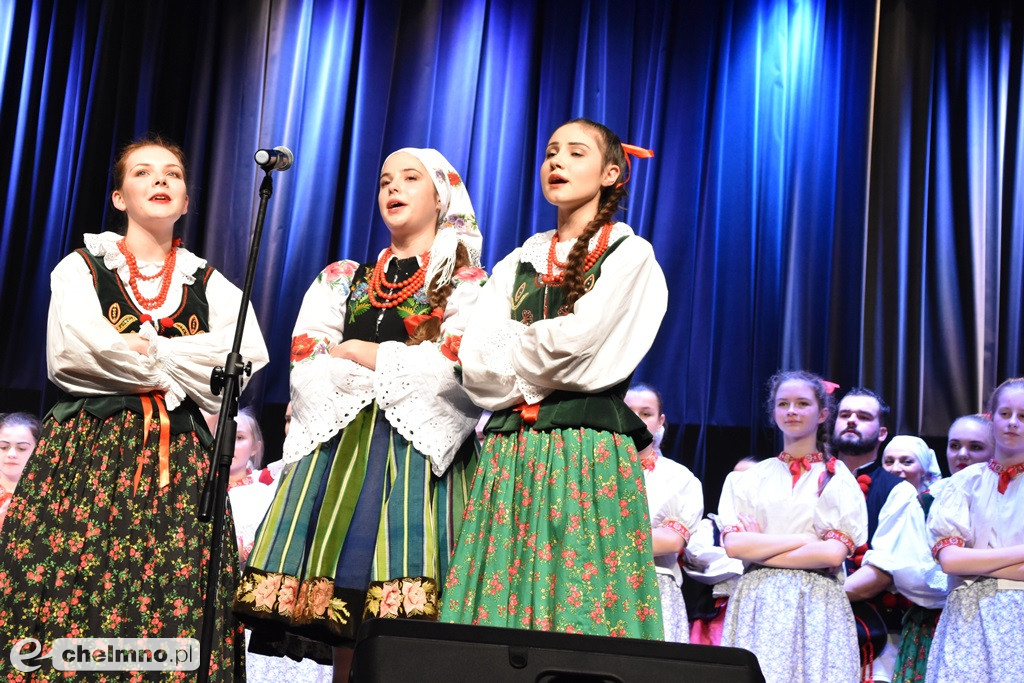 Piękny, świąteczny koncert ZPiT 