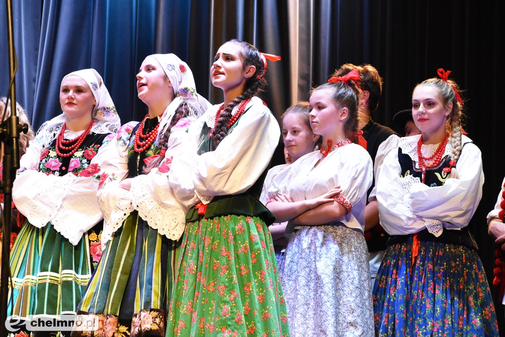 Piękny, świąteczny koncert ZPiT 