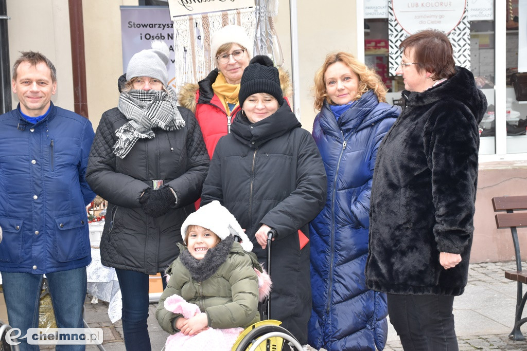 Radośnie, kolorowo i świątecznie na Grudziądzkiej