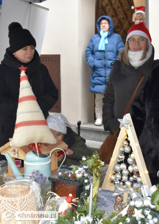 Radośnie, kolorowo i świątecznie na Grudziądzkiej