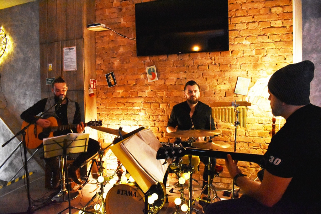 Wczorajszy koncert Acoustic Trio w Browarze Chełmińskim