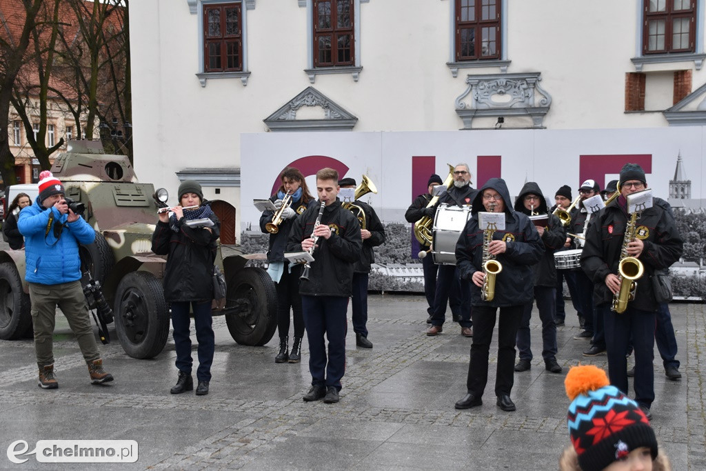 Tak było na paradzie aut i uczestników WOŚP