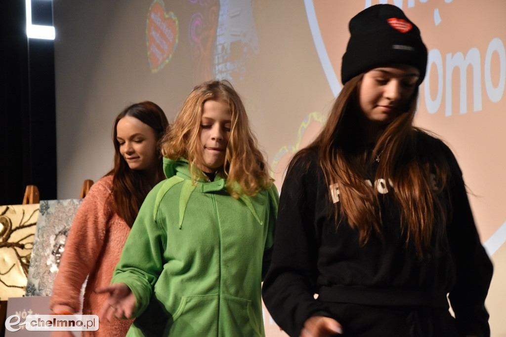 Urszula Dębska pomagała na licytacjach w Rondzie