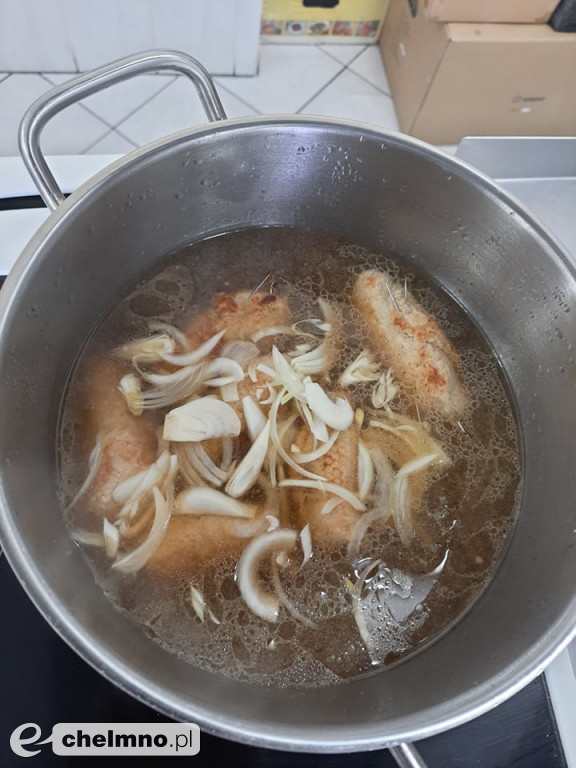 Smaczne zajęcia praktyczne w ZS CKZ w Grubnie