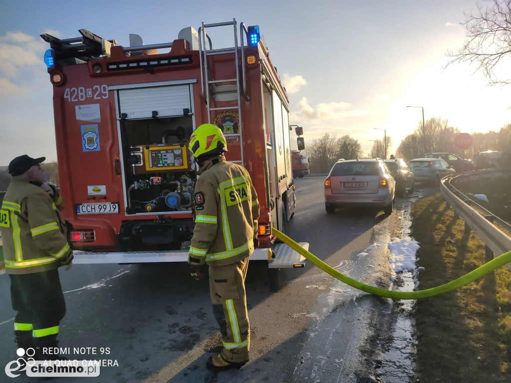 Płonęło auto na DK91. Blokada mostu na Wiśle