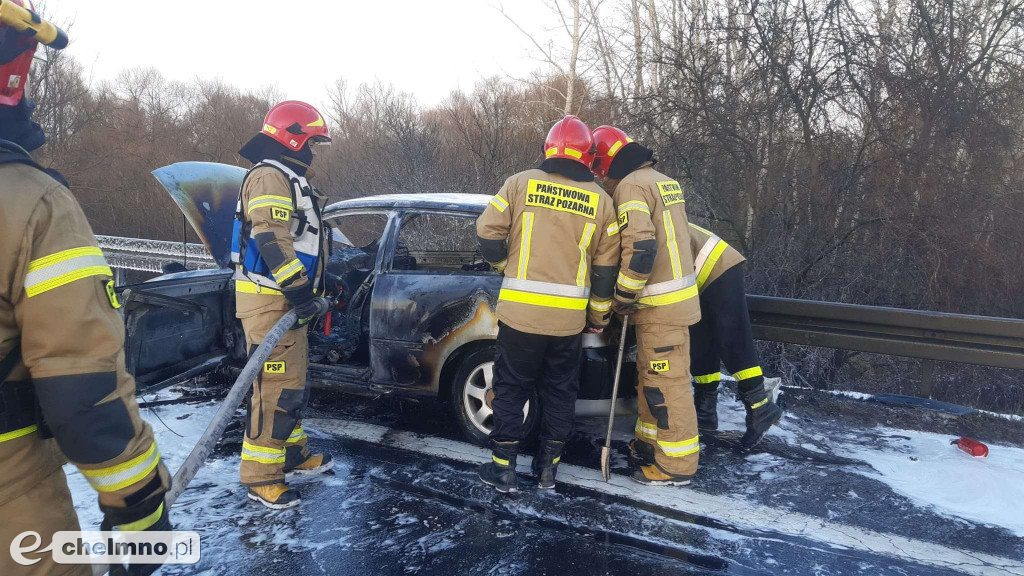 Płonęło auto na DK91. Blokada mostu na Wiśle