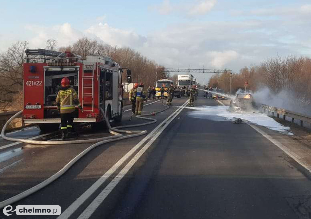 Płonęło auto na DK91. Blokada mostu na Wiśle