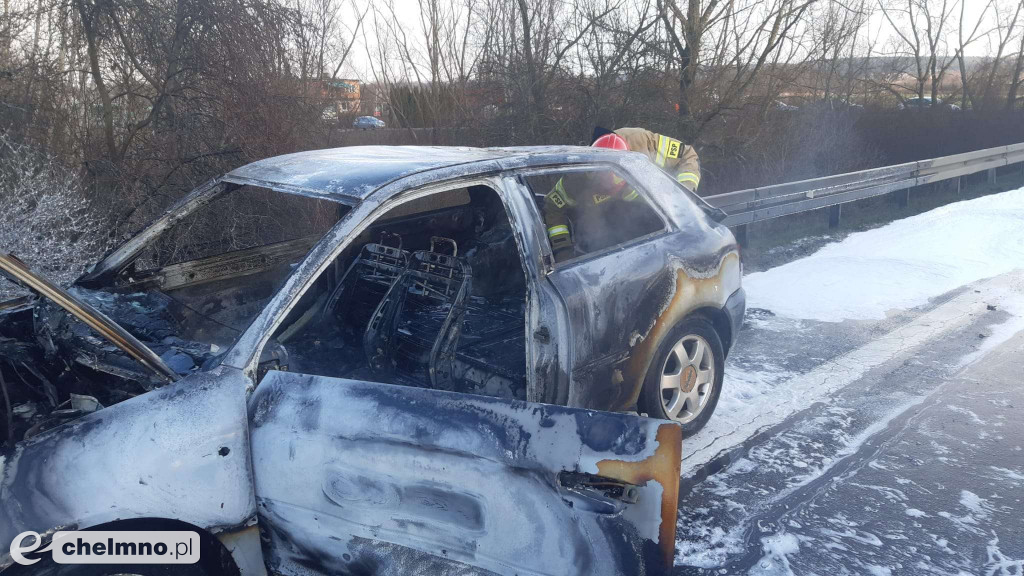 Płonęło auto na DK91. Blokada mostu na Wiśle